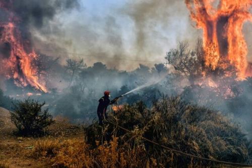 گرما در اروپا ثبت ده ها حریق جنگلی در یونان