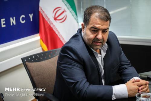 محیط زیست اختیار متوقف کردن پروژه های فاقد مجوز را داشته باشد