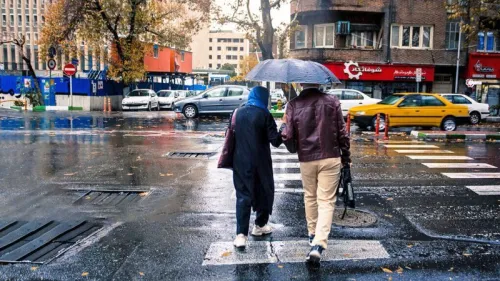 پیشبینی هوای تهران شنبه 25 مهر، دما به 31 درجه هم می رسد و برخی مناطق بارانی می شوند