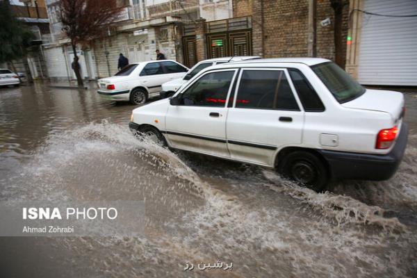 آب گرفتگی معابر عمومی در ۱۱ استان كشور